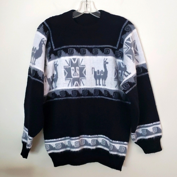 Tejidos Ruminahui Alpaca Wool blend, Sun Lama spirl crewneck sweater. - Picture 1 of 5